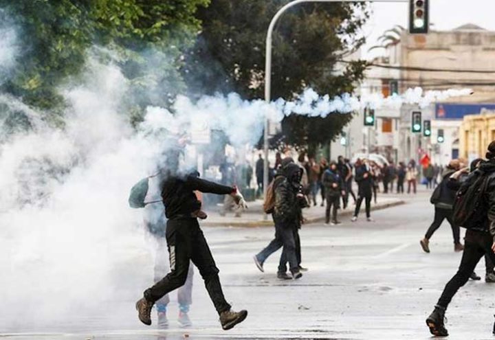 Chile: carabineros disparan perdigones con alta concentración de plomo