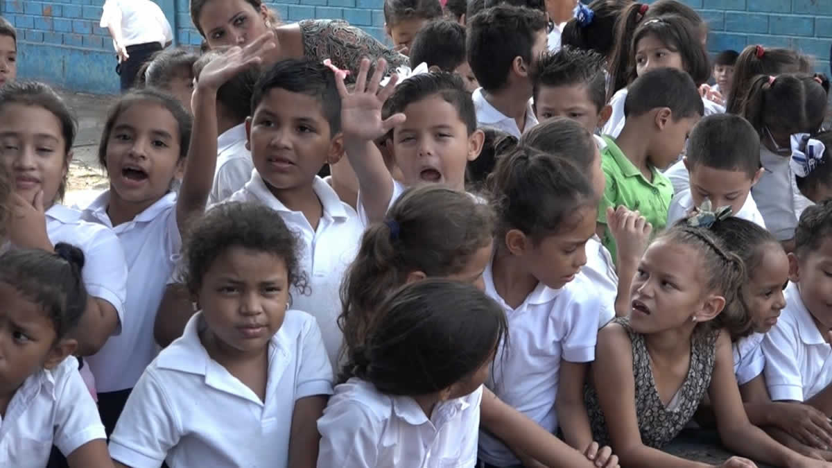 Colegio Modesto Armijo celebra el Día Internacional de los Docentes