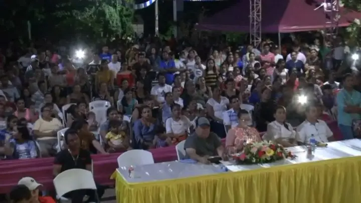 Eligen a la reina de Villa el Carmen en medio de un derroche cultural 