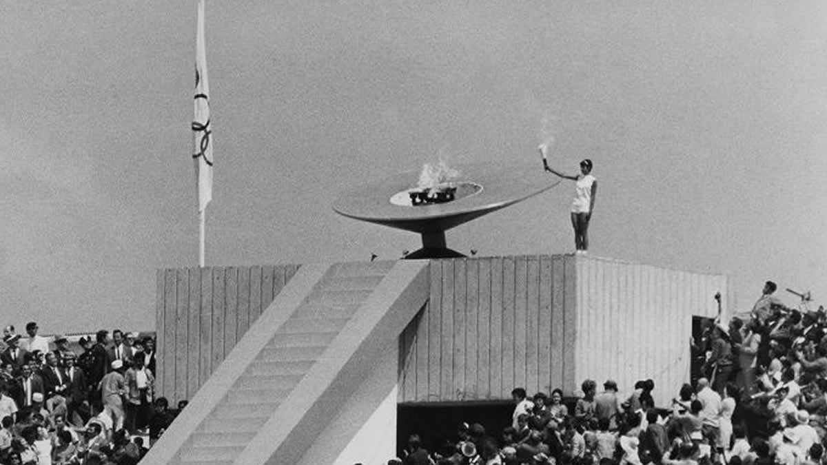 Fallece Enriqueta Basilio, exatleta que encendió un pebetero olímpico