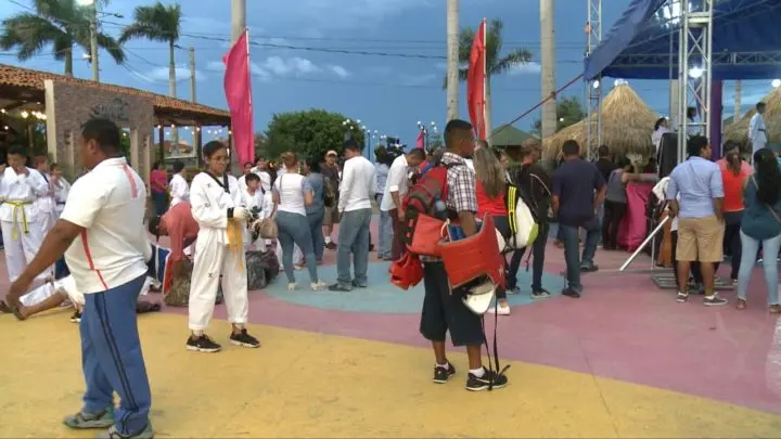 Familias sitios recreativos Managua