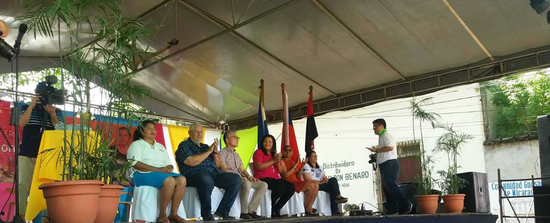 Inauguran feria nacional de artesanías "Con Rostro del Pueblo"