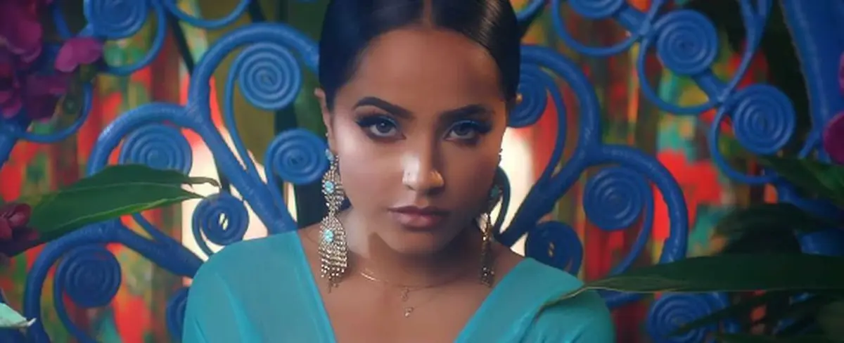 Becky G debuta con álbum "Mala Santa"