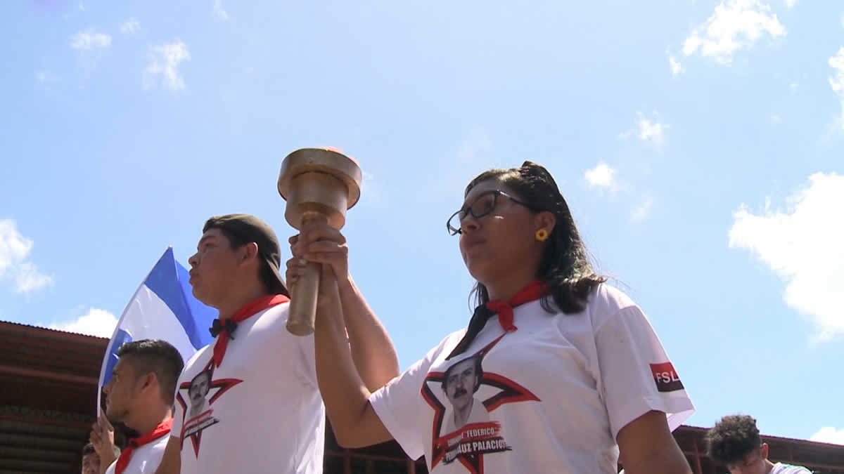 MIGOB otorga la medalla 40 Aniversario a la familia Araúz Palacios