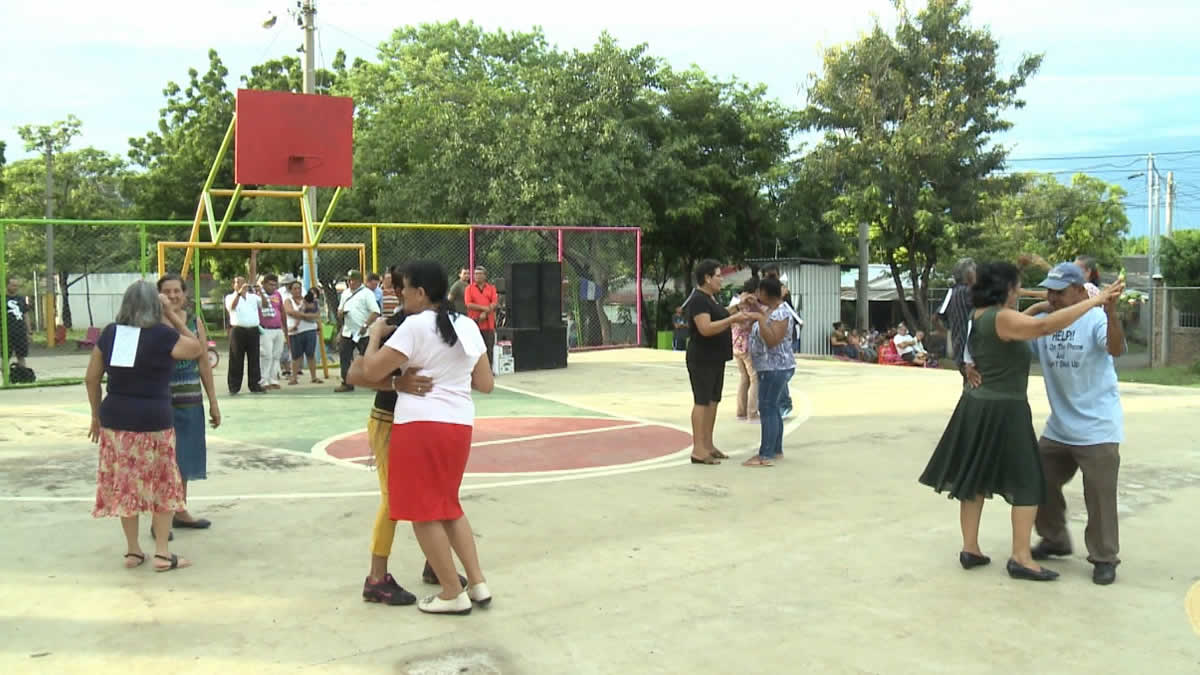 Miles de niños pasaron un grato fin de semana en los parques capitalinos
