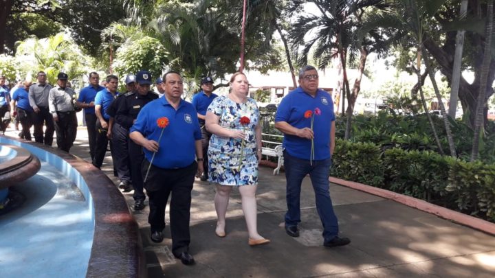 Ministerio de Gobernación rinde homenaje al Comandante Tomás Borge 