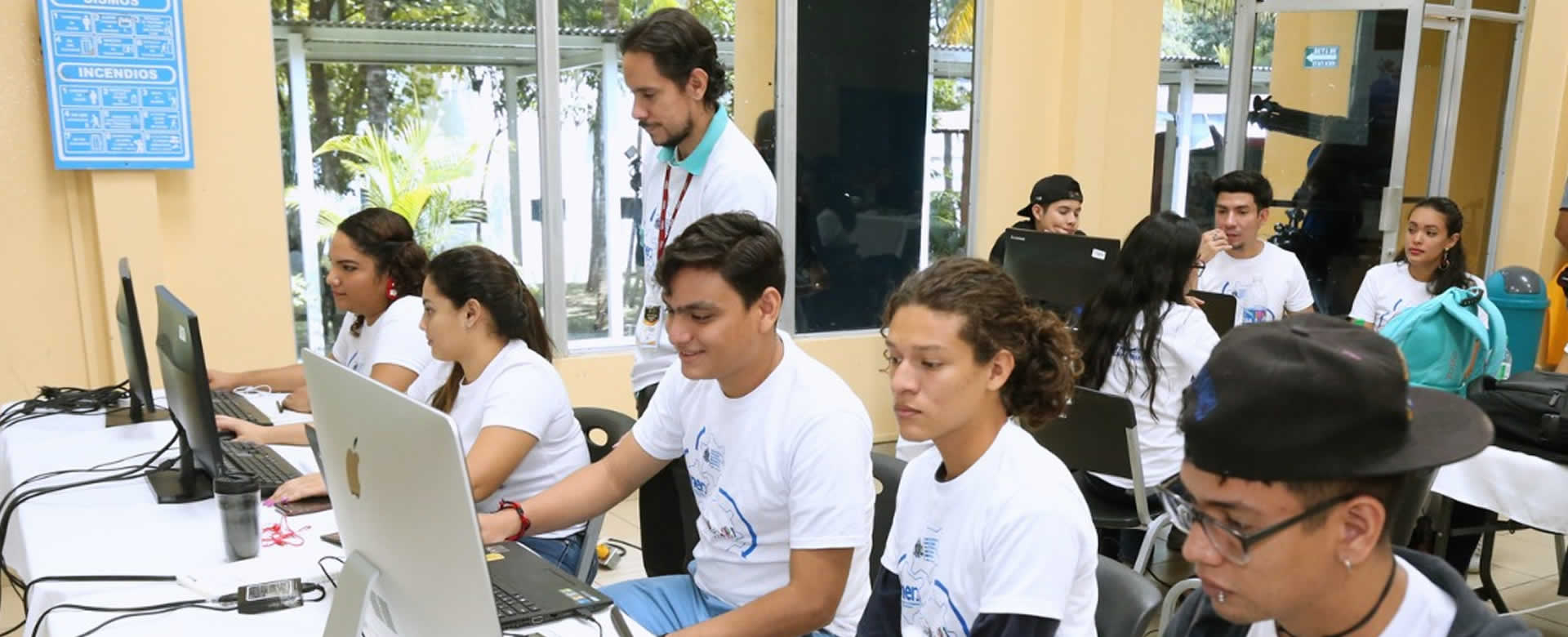 Más de 700 jóvenes participan en Rally Latinoamericano Innovación 2019