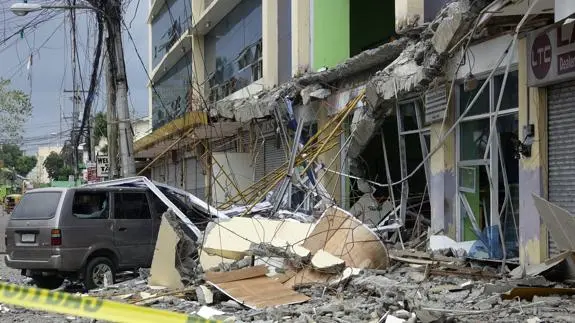 Otro terremoto vuelve a sacudir Filipinas dejando muertos y heridos
