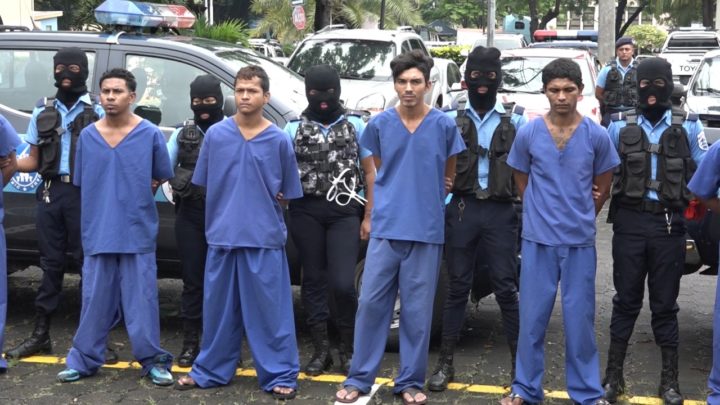 Policía delincuentes delitos peligrosidad 