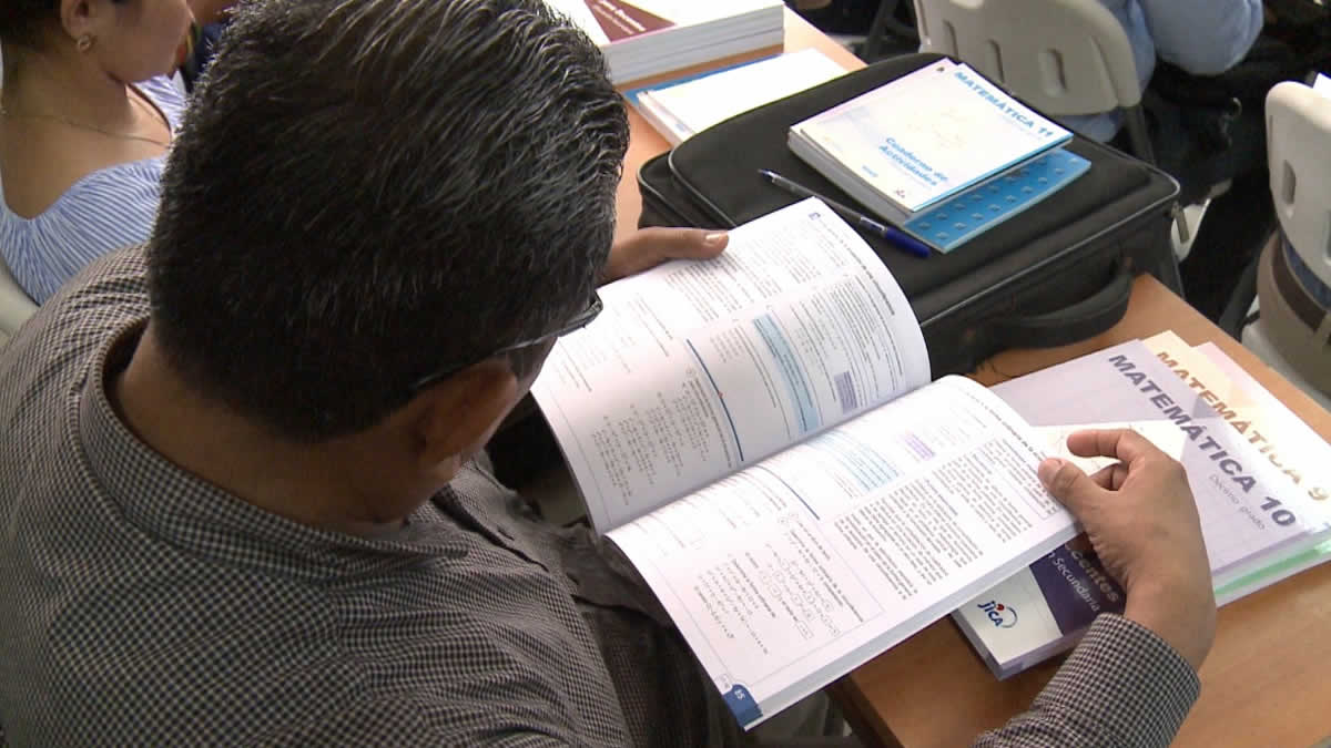 Profesores de Matemáticas se capacitan para fortalecer sus capacidades