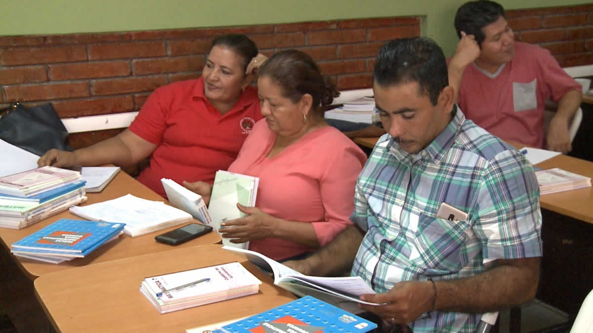 Profesores de Matemáticas se capacitan para fortalecer sus capacidades