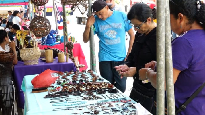 Realizan Feria Nacional de Artesanías Con Rostro de Pueblo