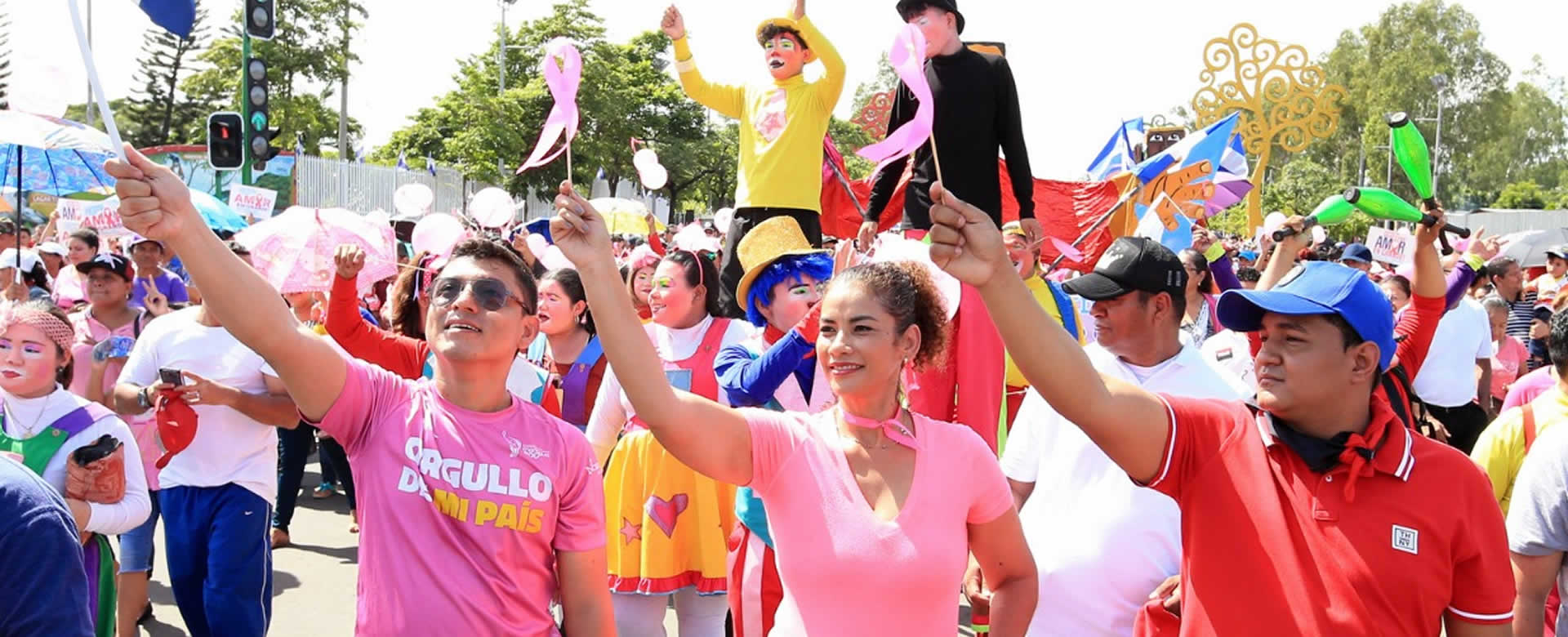 Realizan caminata por el Día Internacional de la lucha contra el cáncer de mama