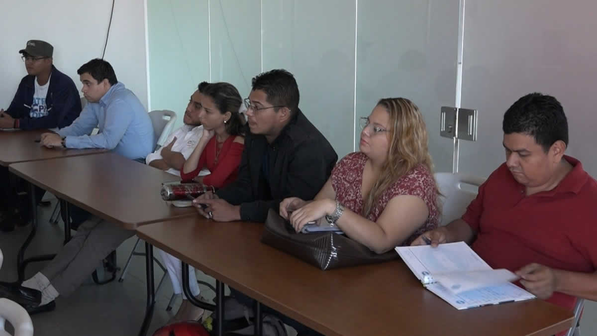 Red de Comunicadores realizan el I taller de grabación en podcast