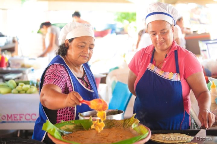 Tiangue Hugo Chávez celebra la Resistencia Indígena con una Expo Feria 