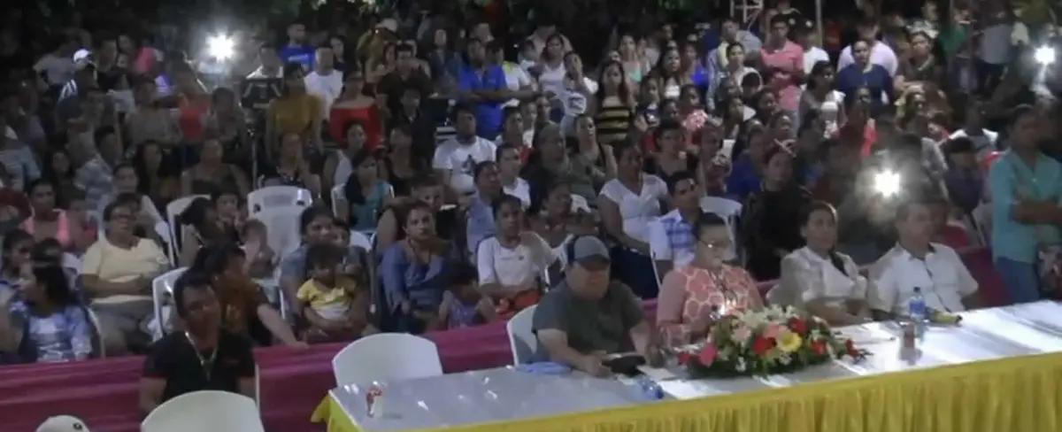 Eligen a la reina de Villa el Carmen en medio de un derroche cultural