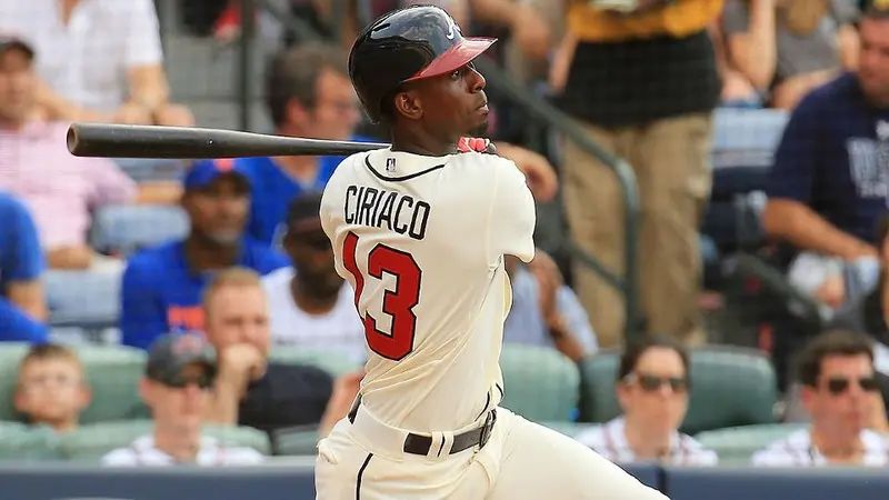 Ex grandes ligas Pedro Ciriaco jugará con los Gigantes