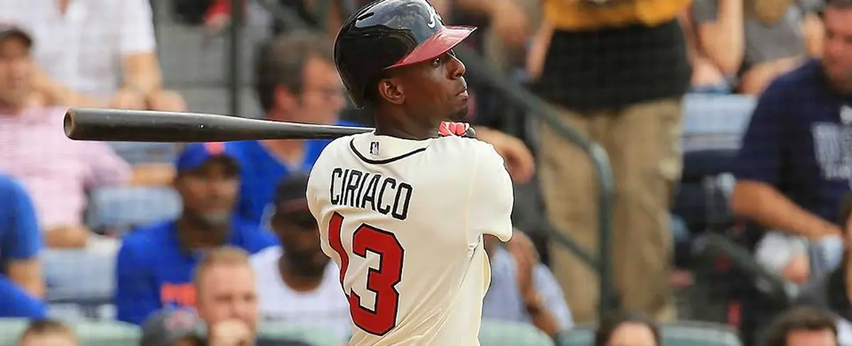 Ex grandes ligas Pedro Ciriaco jugará con los Gigantes