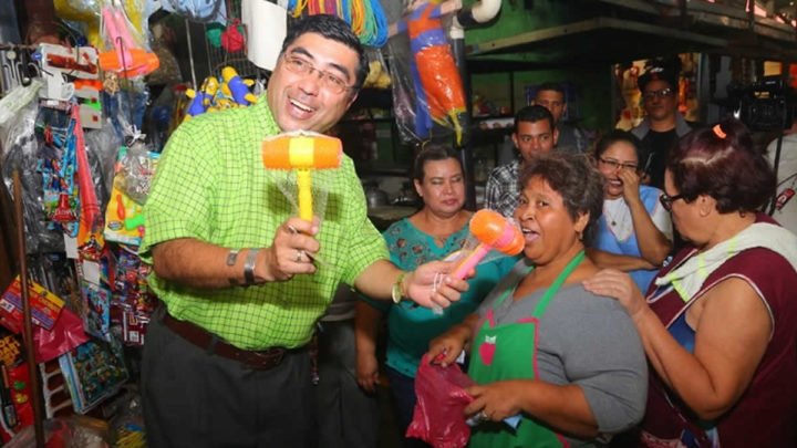 comerciantes mercadito candelaria galerón