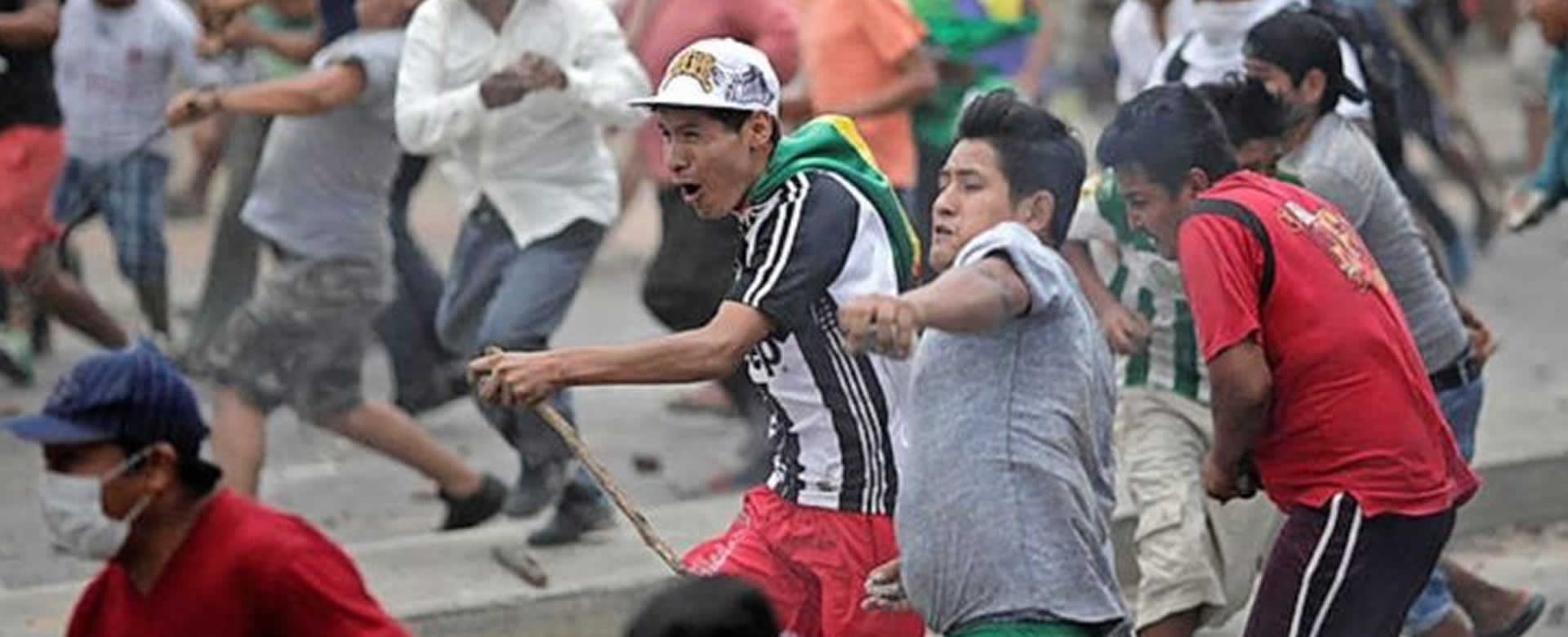Dos fallecidos producto de la violencia de la oposición boliviana