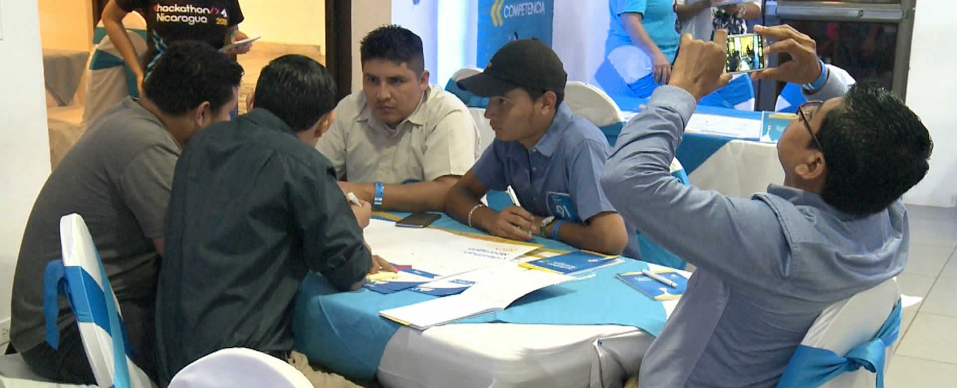 Jóvenes del país participan en V Ideathon Regional