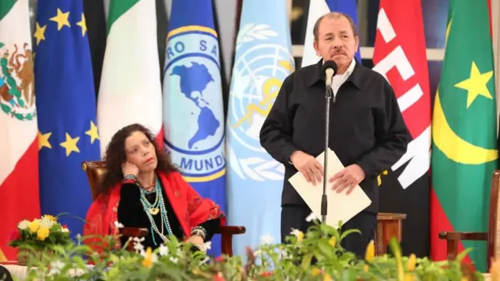 presidente daniel cartas embajadores