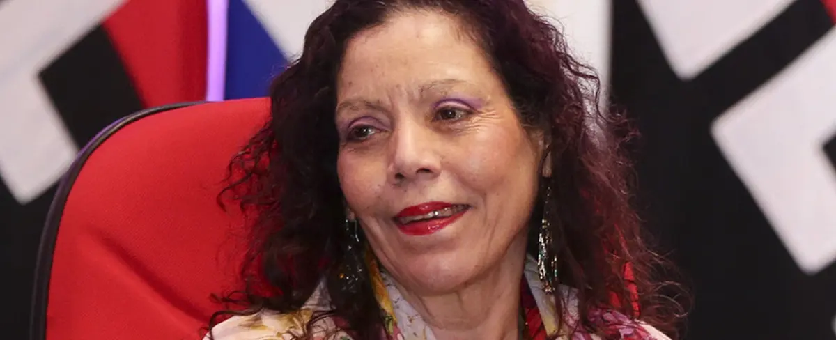 Rosario: "Nos preparamos para visitar los campos santos"