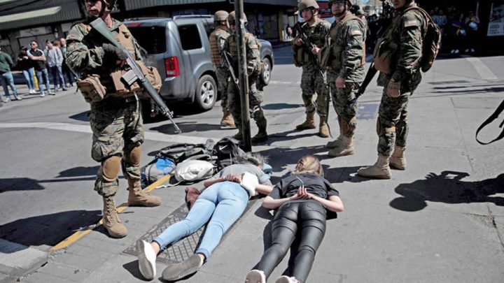vídeos militares manifestantes chile
