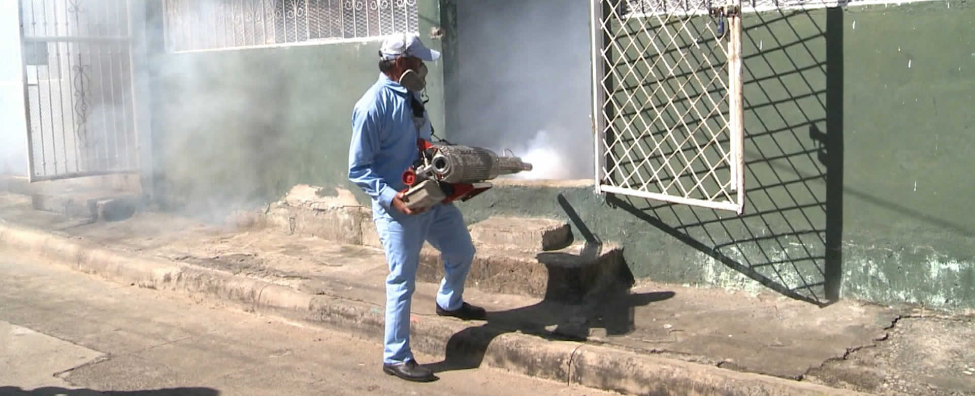 Brigadas de Salud fumigan 680 viviendas del barrio Las Américas II