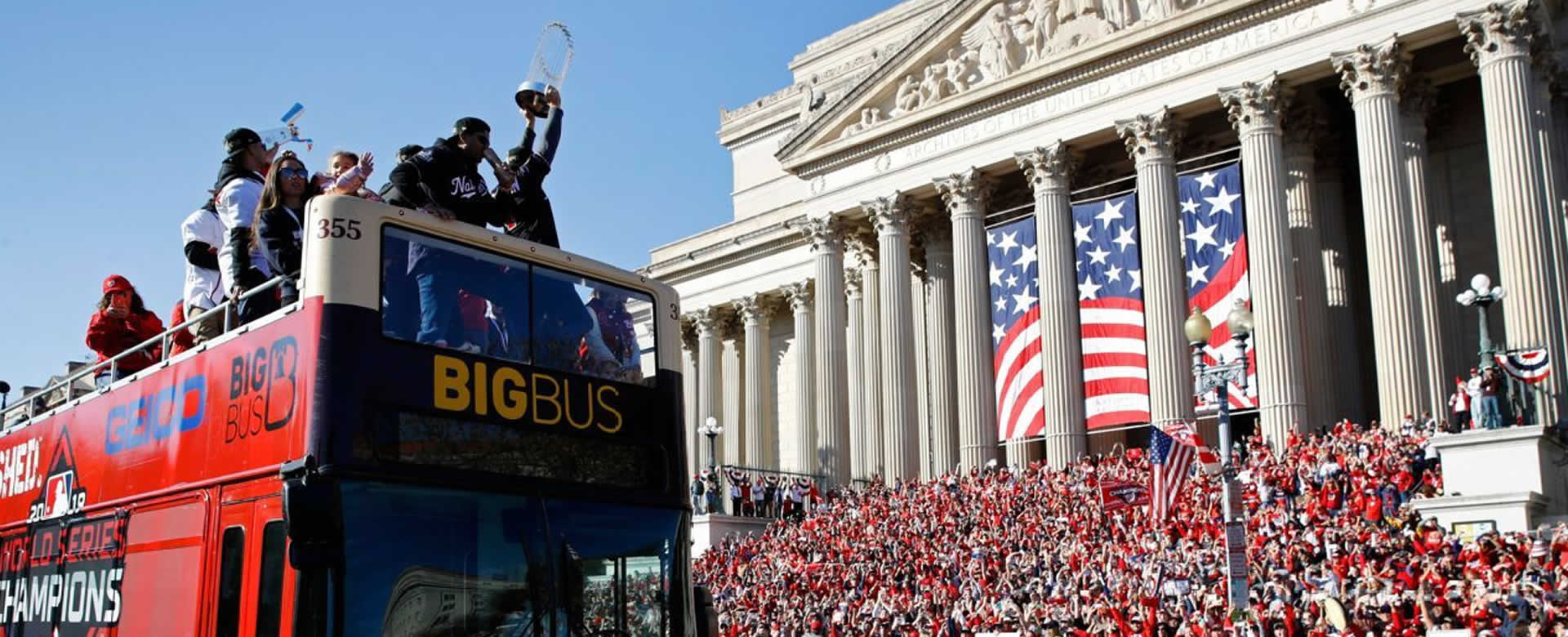 Fanáticos de los Nacionales aclaman a sus ídolos en Estados Unidos