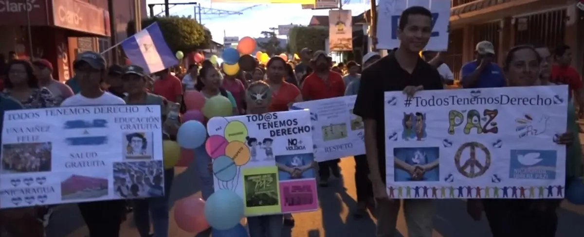 Masaya: Familias realizan colorida caminata “Todos Tenemos Derechos”