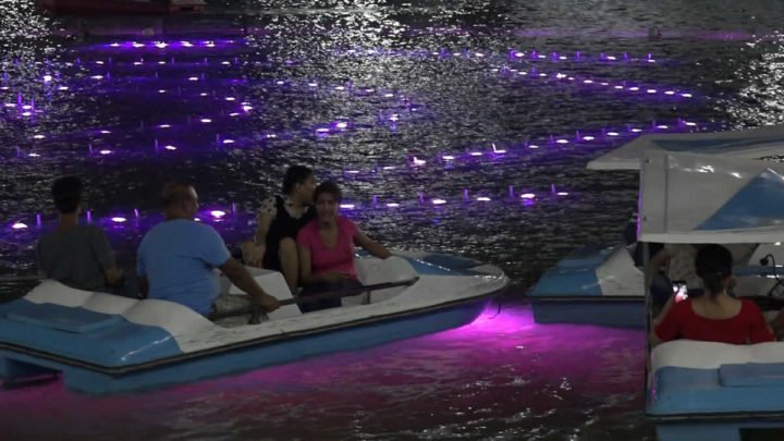 Múltiples juegos de recreación para niños en el Parque Alfonso Velásquez
