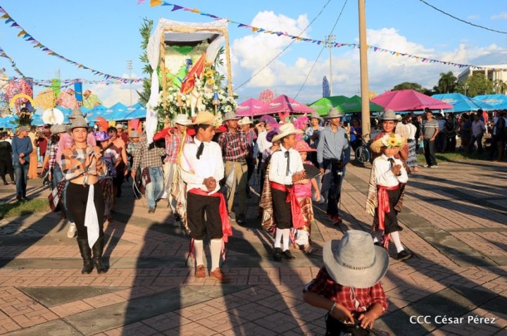 Nicaragua vive un fin de semana de fe en la Exposición de Santos Patronos