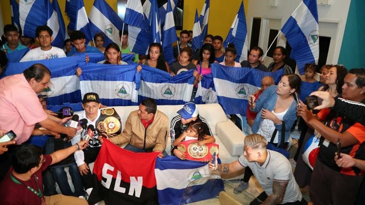Nicaragüenses reciben a René “El Gemelo” Campeón Mundial de la AMB