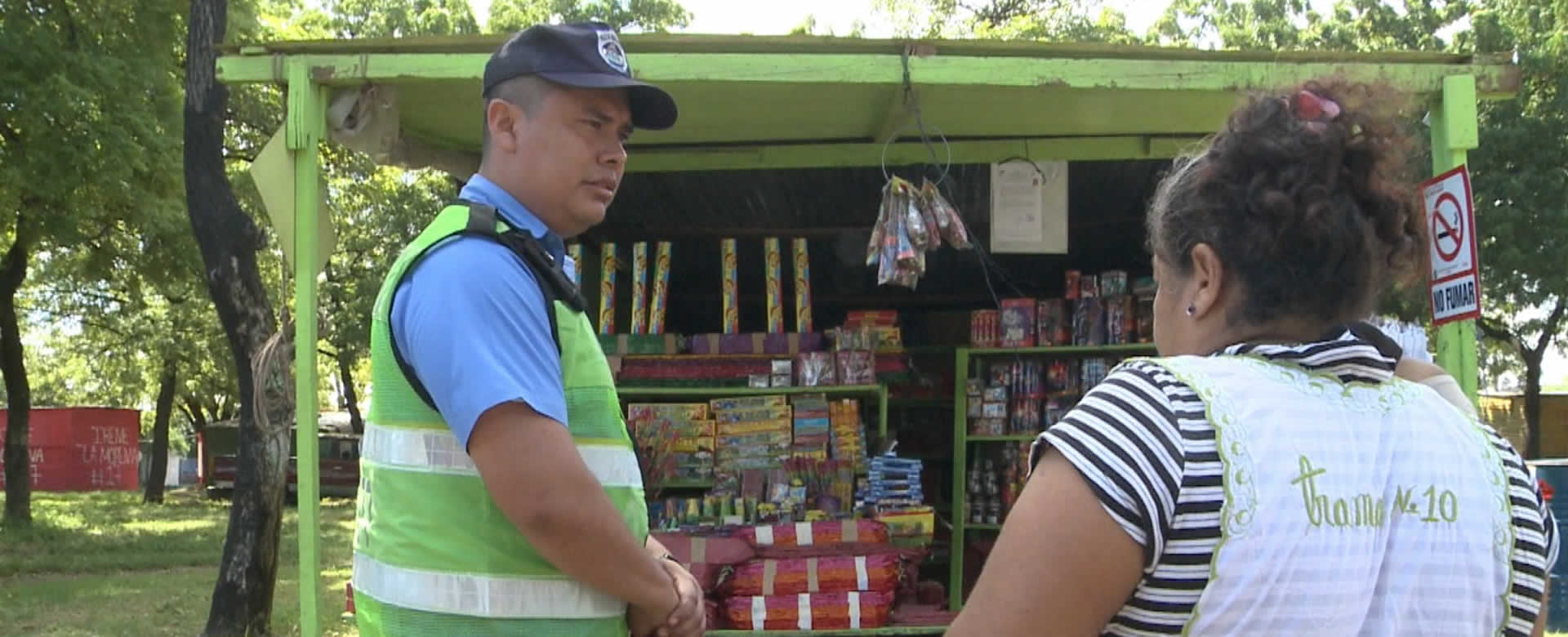 Policía Nacional inspecciona puestos de pólvora cerca del MITRAB