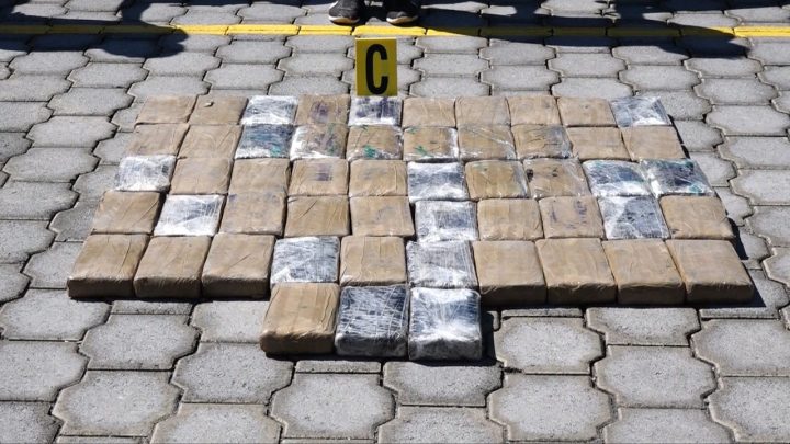 Policía de Nicaragua incauta 57 kilos de cocaína en Cárdenas, Rivas
