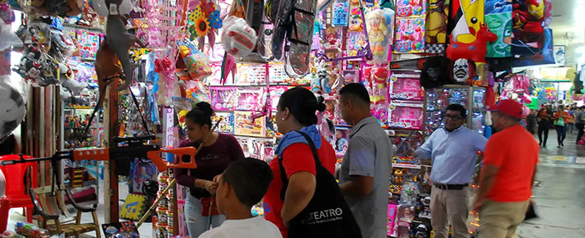Comerciantes del Roberto Huembes ansiosos por la llegada del aguinaldo
