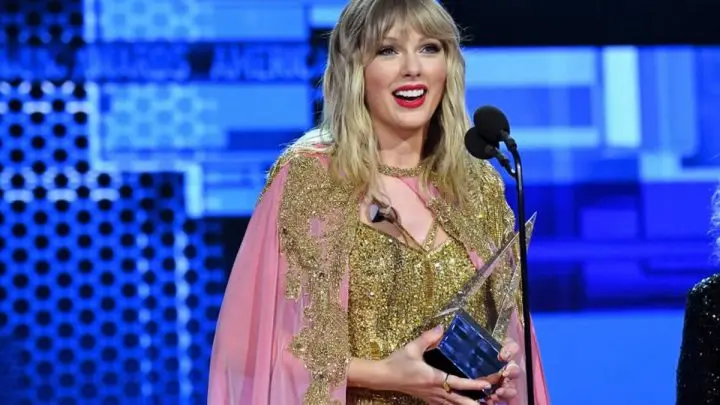 Taylor Swift jackson