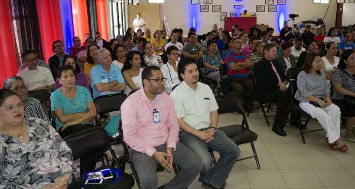 Desde hoy la comunidad universitaria de la UNAN FAREM–Estelí conoce más sobre la vida y legado del poeta revolucionario Leonel Rugama.