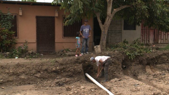ENACAL realizará nuevas obras de alcantarillado sanitario y agua potable