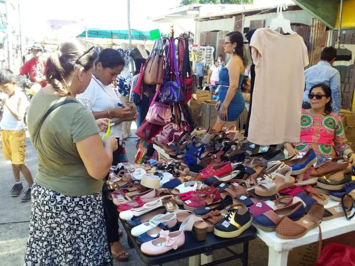 Feria navideña en Bluefields, rebasa expectativas para los comerciantes