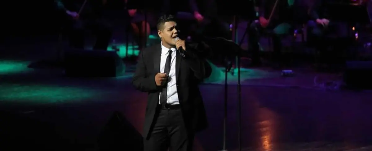 Exitoso tributo a Roberto Carlos en el Teatro Nacional Rubén Darío