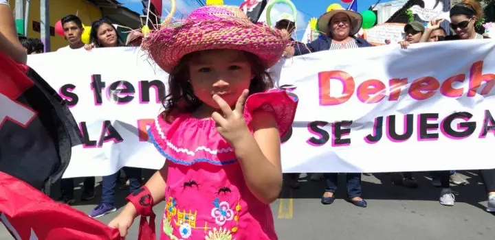 Habitantes de Masaya se unen a caminata "con la paz no se juega"