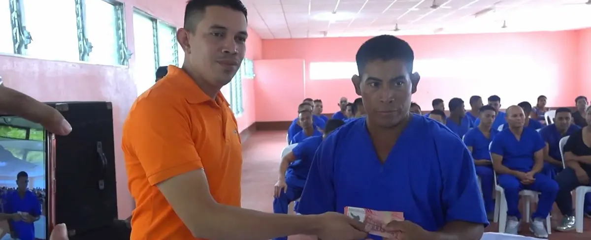 Matagalpa: Privados de libertad reciben bono complementario de bachiller