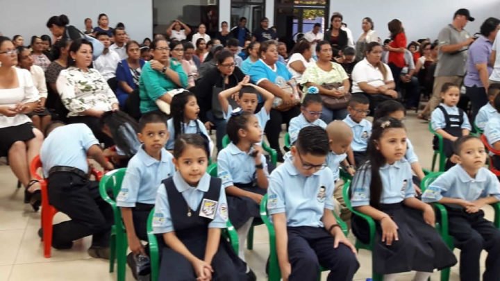 niños final concurso lectura
