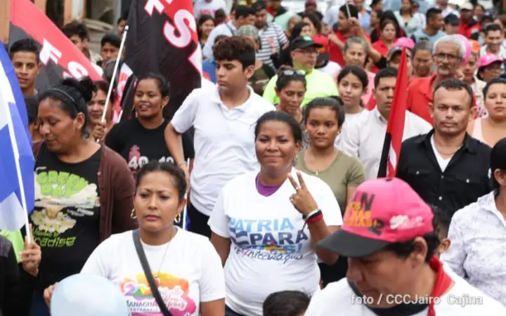 Con alegre caminata, recuerdan legado del Comandante Carlos Fonseca