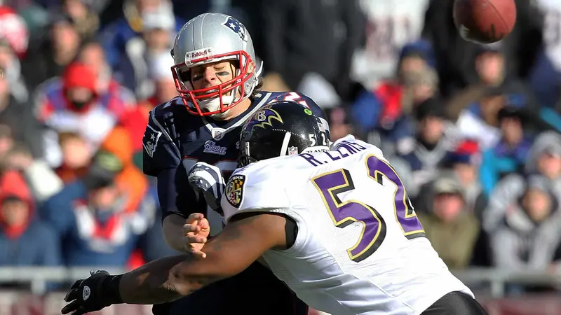 Los Ravens amenazan invicto de los Patriots