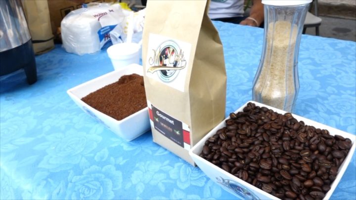 Familias de Estelí se deleitan en la Feria Regional del Café