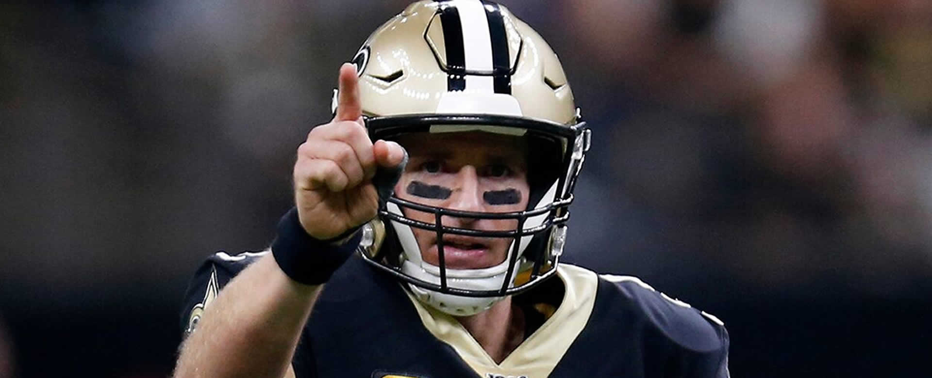 Drew Brees hace historia en la NFL con más touchdown después de Mannnig