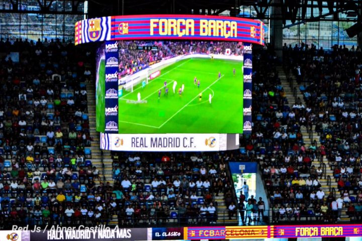 Nicaragüenses viven la emoción del clásico Barcelona Vs Real Madrid 